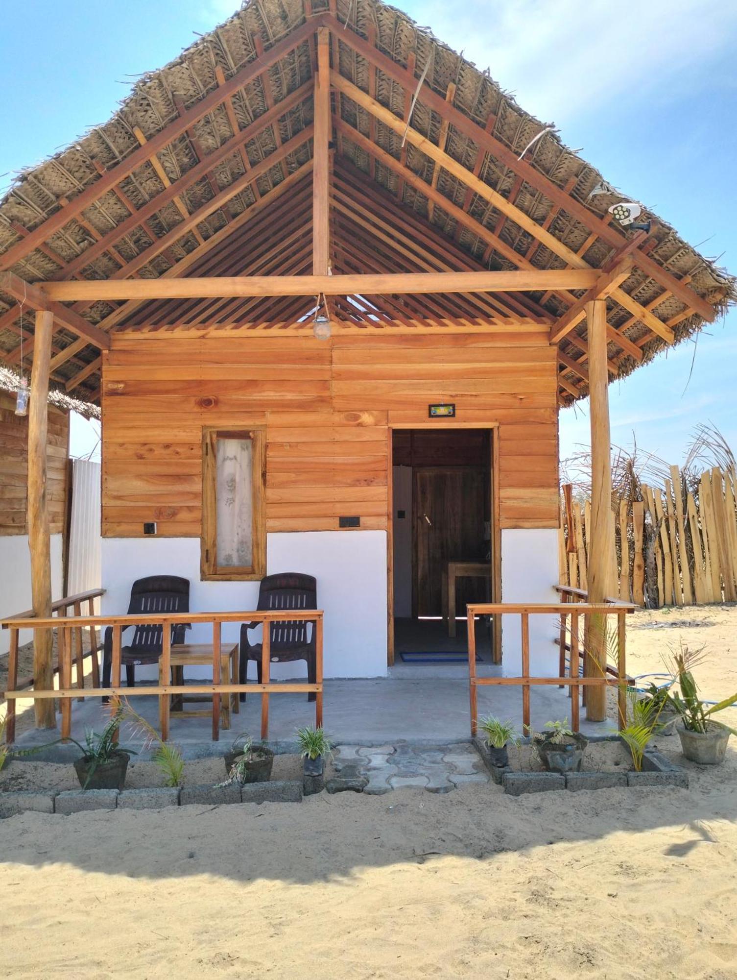 Arugam Bay Beach Morea Buitenkant foto